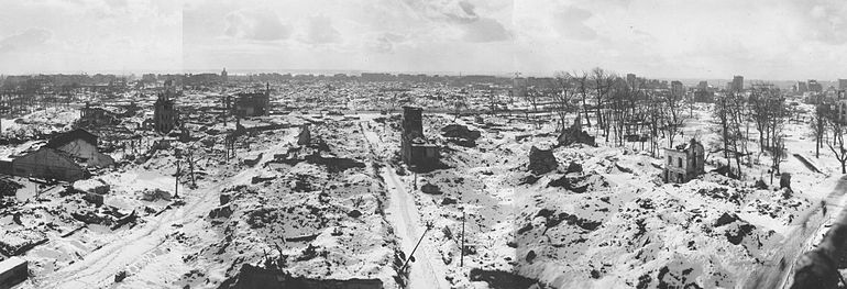 Le centre-ville du Havre durant l'hiver 1944-1945.