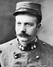 André Maginot en uniforme de soldat au 44ème RT.