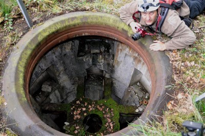 Au dessus du puits de la tourelle de mitrailleuses du fort de Liouville
(photo Martial Vannier)
